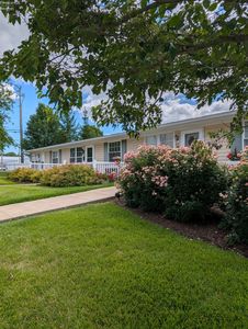 319 N Lake Pine Dr