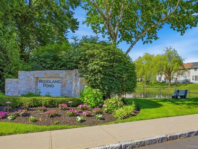 84 Woodlake Drive W