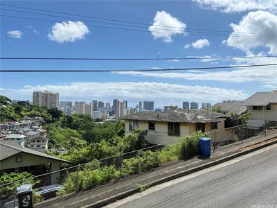 Property at 717 Iaukea St, Honolulu, HI