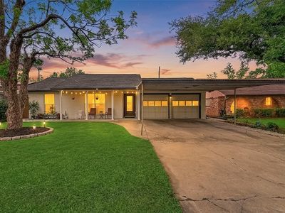 11130 Holly Hill Ln