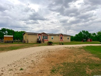 Property at 8824 W Fm 140, Charlotte, TX