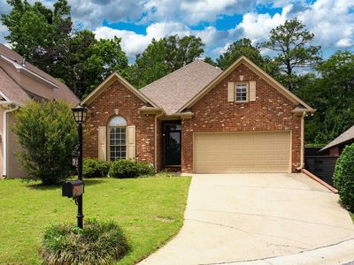 Property at 653 Village Crest Cir, Hoover, AL