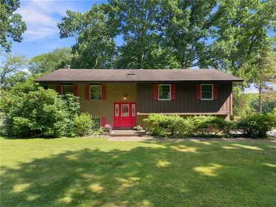 109 Deerfield Rd