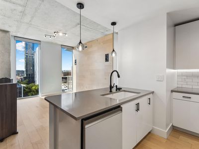 360 Nueces St APT 1114