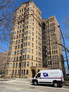 7321 S South Shore Dr APT 10A