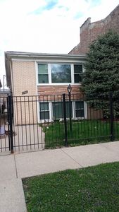 6946 S Wabash Ave