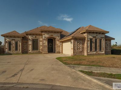 153 Alvarez Ct