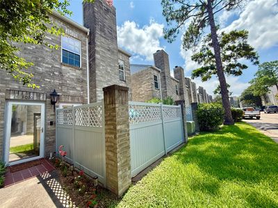 6000 Reims Rd APT 3010