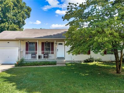 714 Hopkins Lane