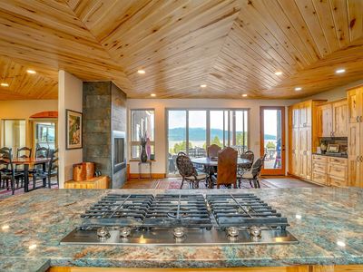 112 Buckskin Rd