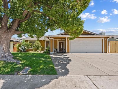 1044 Fruitbasket Ln