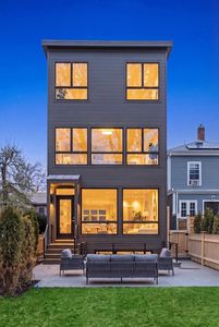 38 Hubbard Ave