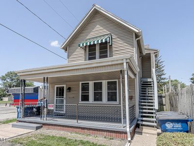 1011 Nevada St