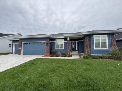 525 Fox Den Dr