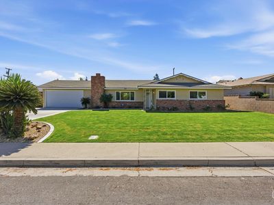 Property at 917 Elizabeth Ct, Bakersfield, CA
