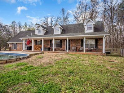 2025 Dunns Chapel Rd