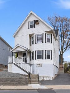 60 Madison St
