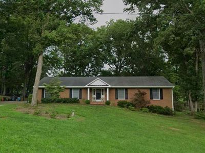 3010 Links Manor Dr