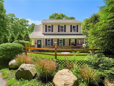 193 Lake Washington Dr