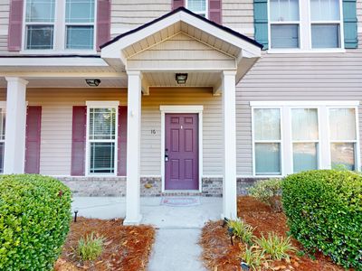 16 Moon Beam Ct