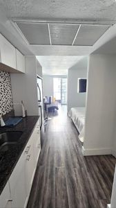 19201 Collins Ave #1124