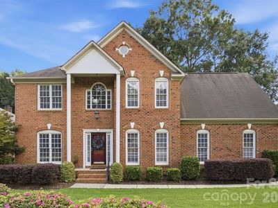 2000 Stoney Creek Dr NW
