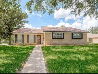 9654 Meadowland Dr