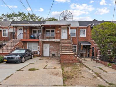 2048 E 53rd Place