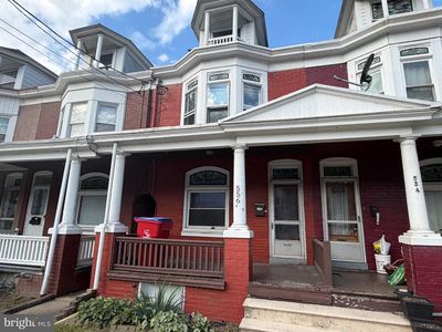 556 S 4th St