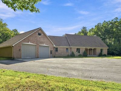 155 Woodland Way