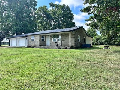 1210 Frank Campbell Rd