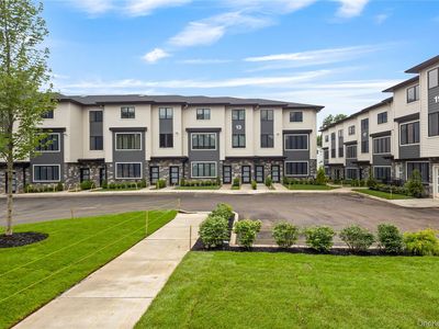 17 Lazer Court #201