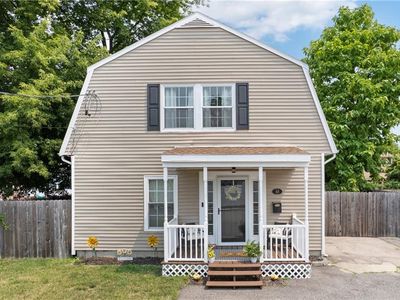 86 Mowry Ave