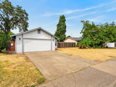 8175 Deseret Ave