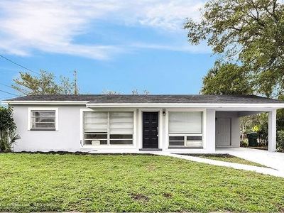 3290 NW 13th St