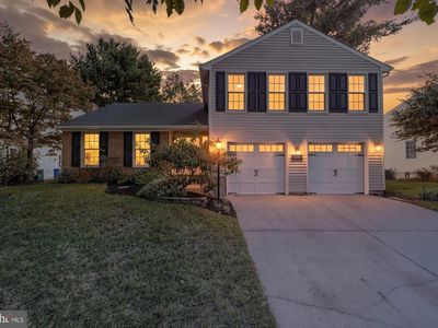 6261 Light Point Pl