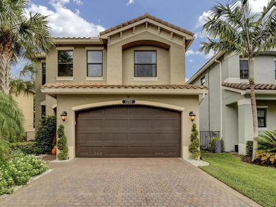 13769 Moss Agate Avenue