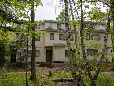 2396 Hemlock Drive #2396