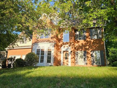 114 Settlers Cir