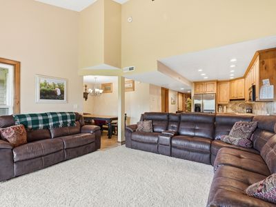 2176 S Bear Lake Blvd #313