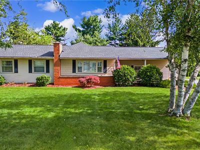 562 Fuhrer Ave