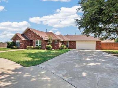 3708 Edgemont Dr