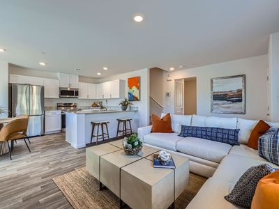 2948 Diffused Silver St