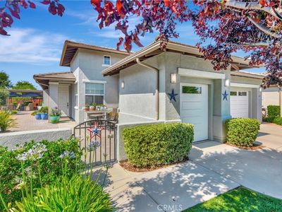 2673 Traditions Loop