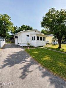 222 Upper Sherman Avenue