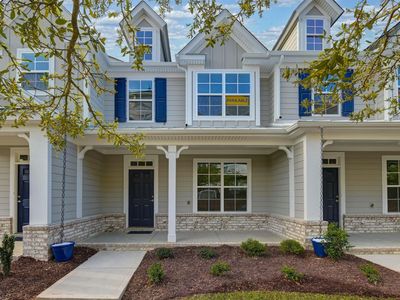 502 Adelaide Ct