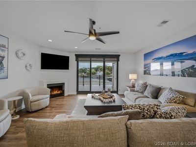 166 Captiva Dr Unit 1F