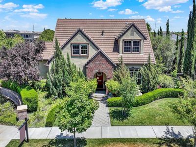 2101 Promenade Dr