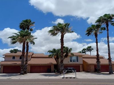 2501 Treasure Hills Blvd