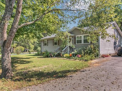 1100 Britton Springs Rd